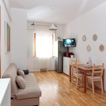 Welcome To • Lotus Home • Верона Екстер'єр фото